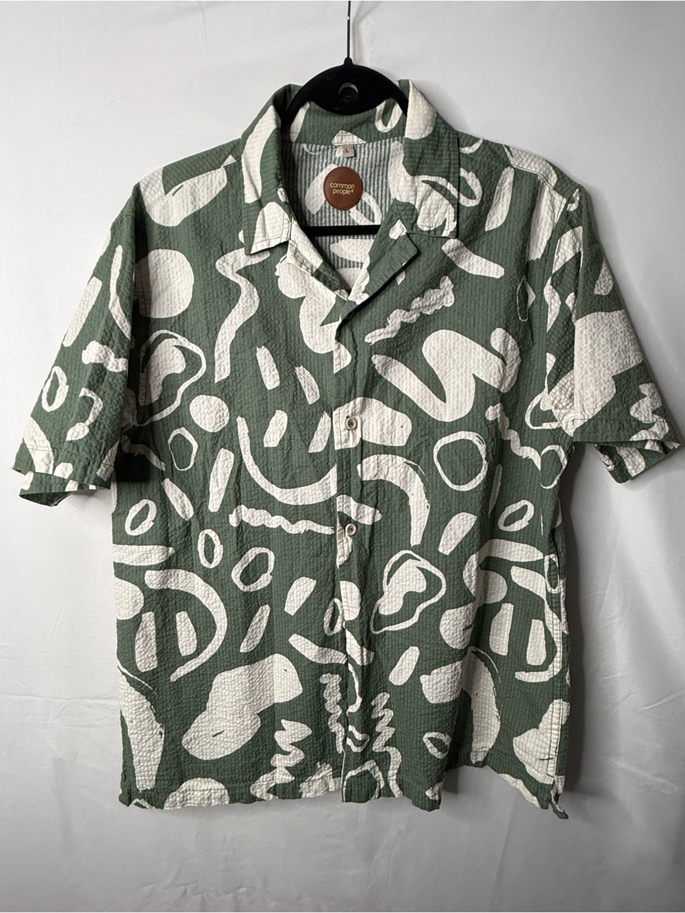 Casual Green & White Abstract Short-Sleeve Button-Down Shirt
